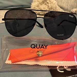 brand new QUAY sunglasses